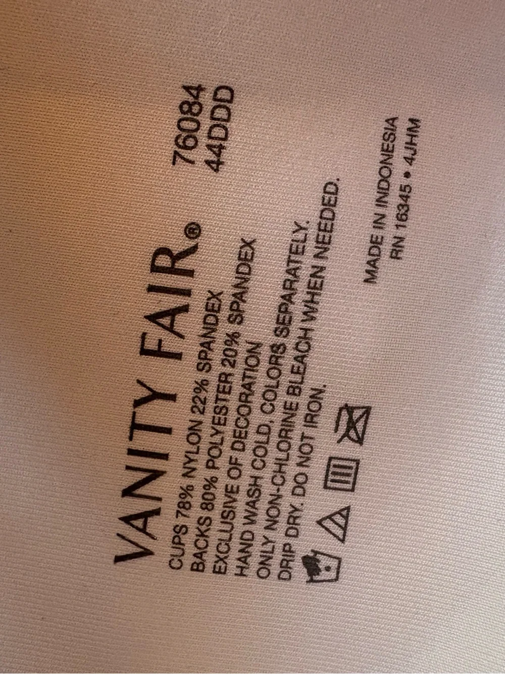 Vanity Fair NWT Smooth Minimizer Bra - White